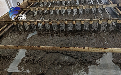 污泥脫水劑能解決污泥含水率高的問題嗎？-青島仕駿